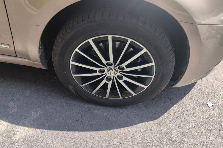 Used Skoda Octavia 2018 TSI230 DSG Luxury Edition Exterior 7