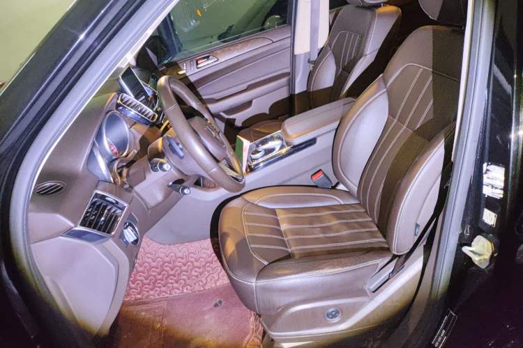 Used Mercedes-Benz GLE 2015 GLE 400 4MATIC Left Front Seat