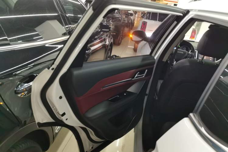 Used Haval H6 Coupe 2019 1.5T Automatic Two-Wheel Drive Luxury Smart Connectivity Version China VI Standard
