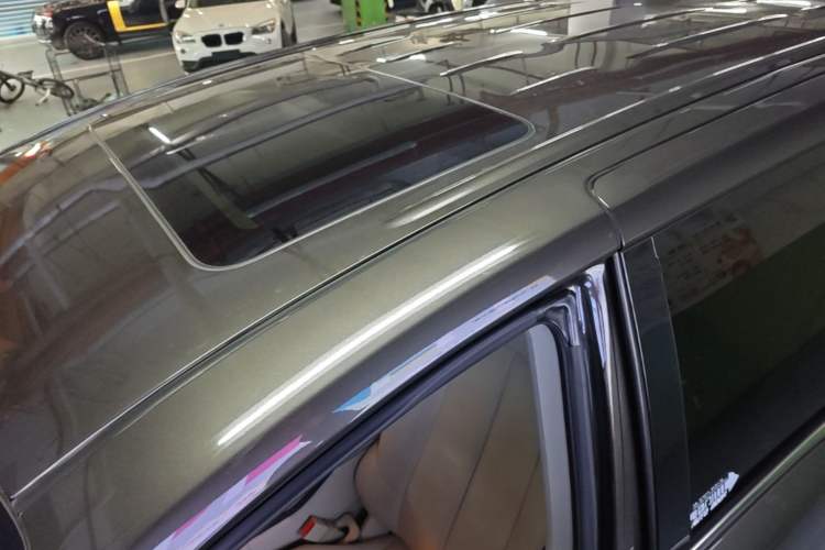 Used Buick GL8 2021 Land Cruiser Executive Class 652T Luxury Model