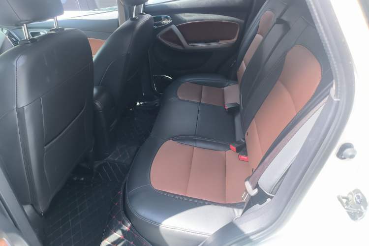 Used Haima S5 2016 1.5T CVT Enjoyment Edition Left Rear Seat