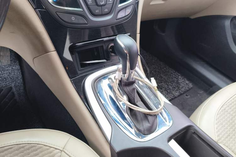 Used Buick Regal 2014 2.0L Leading Fashion Edition
