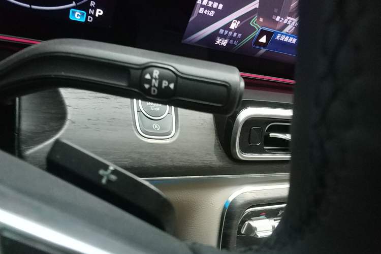 Used Mercedes-Benz V-Class 2024 V 300 L Long Wheelbase Prestige Edition