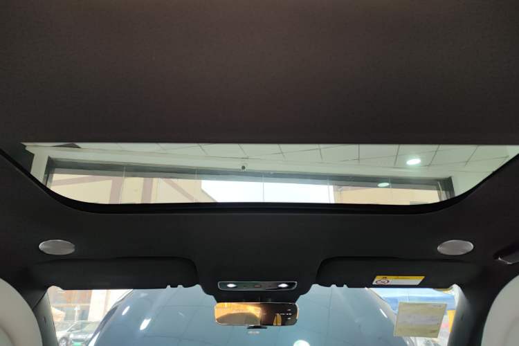 Used Hima AITO M9 2025 Extended-Range Max Version 52 kWh 6-Seater Edition
