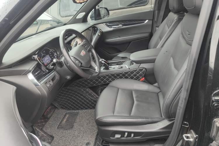 Used Cadillac XT6 2022 2.0T 7-Seater Four-Wheel Drive Luxury Version Left Front Seat