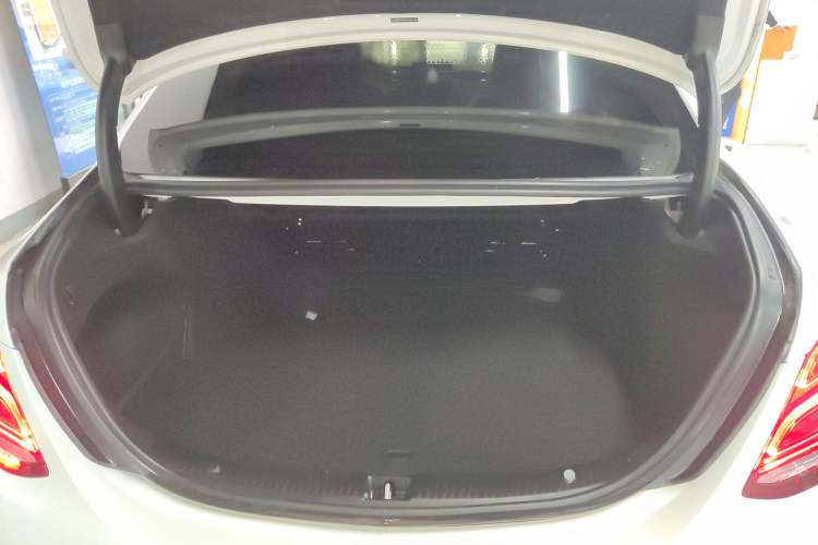 Used Mercedes-Benz C-Class 2017 Restyled C 200 Sport Edition