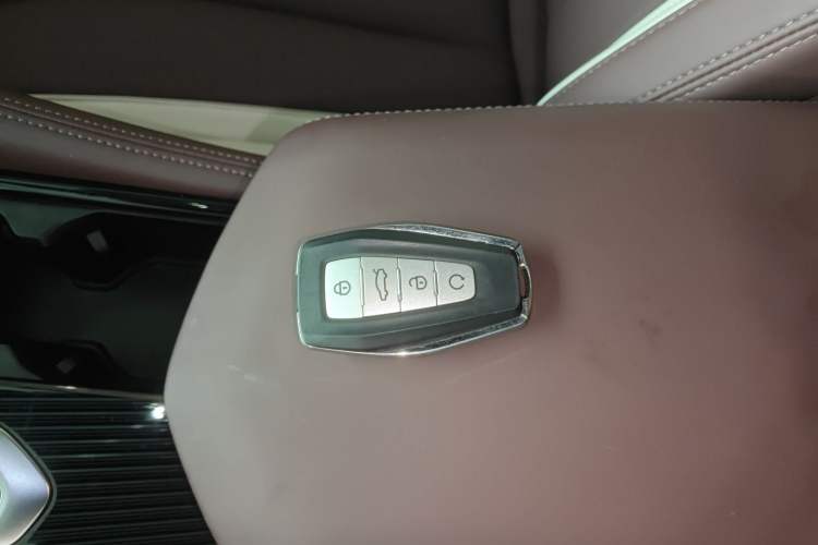 Used Geely Auto Monjaro L 2021 2.0TD High-Power Automatic All-Wheel-Drive Flagship Version Vehicle Key