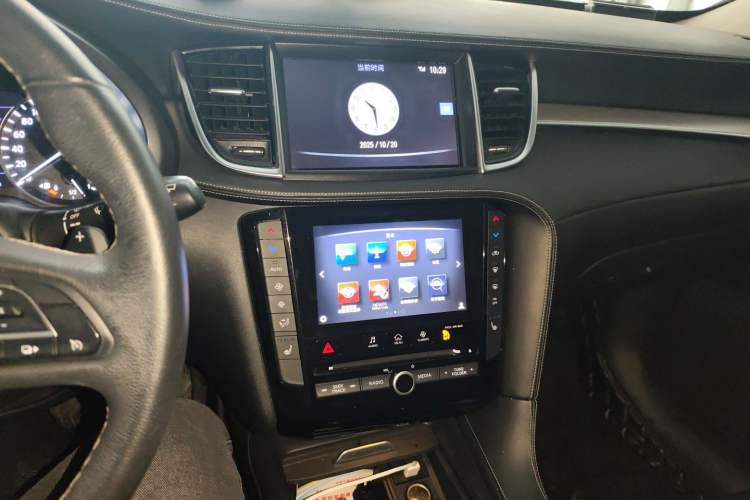 Used Infiniti QX50 2018 2.0T Two-Wheel Drive Fashion Edition
