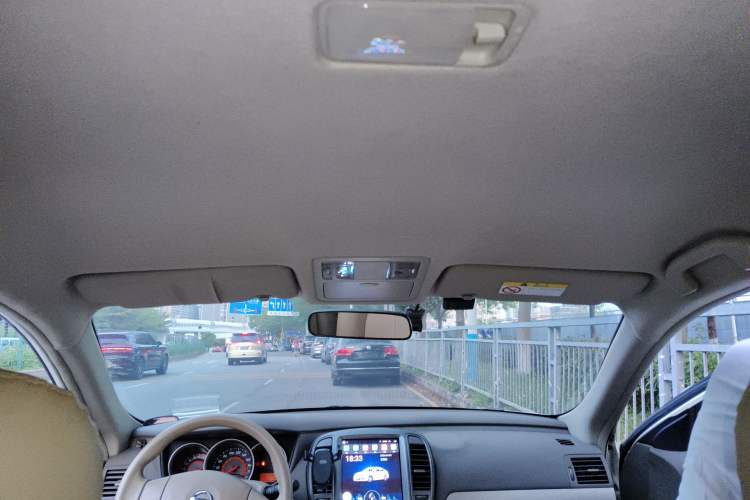 Used Nissan Sylphy 2012 Classic 1.6XE Automatic Comfort Edition Headliner