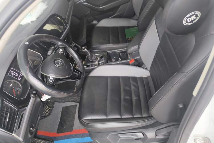 Used Volkswagen Sagitar 2019 280TSI DSG Comfort Version China VI Standard Left Front Seat