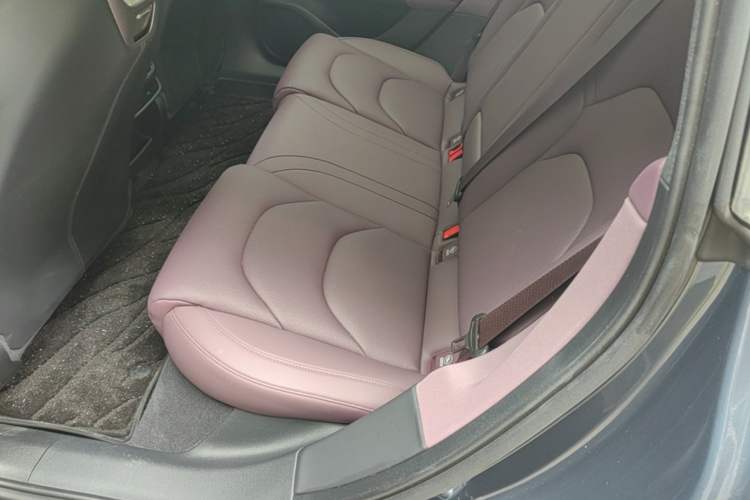 Used Xiaomi Auto SU7 2024 Rear-Drive Ultra-Long Range Advanced Pro-Level Intelligent Driving Version