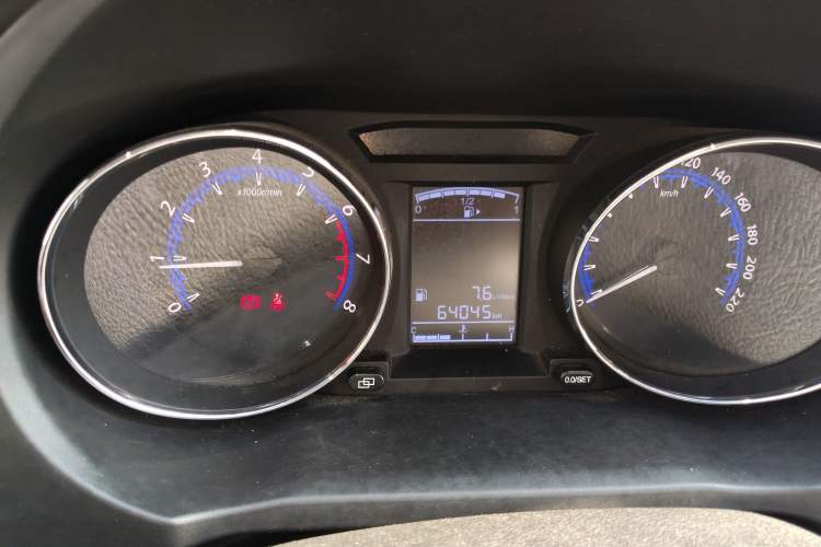 Used FORTHING SX6 2016 1.6L Manual Luxury Model