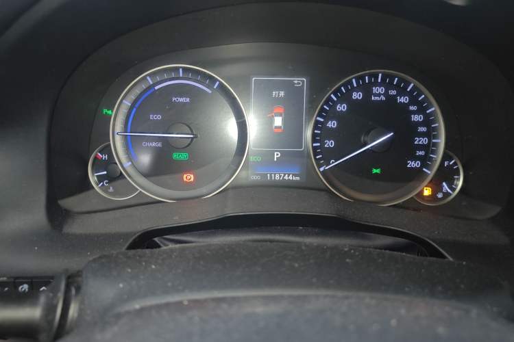 Used Lexus ES 2015 300h Comfort Edition Instrument Cluster