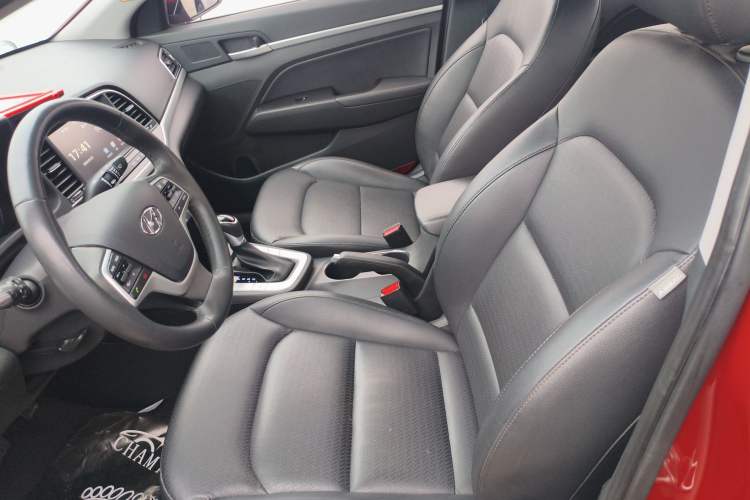 Used Hyundai Elantra (6th Generation / Lingdong) 2016 1.6L Automatic ZhiXuan · Luxury Version
