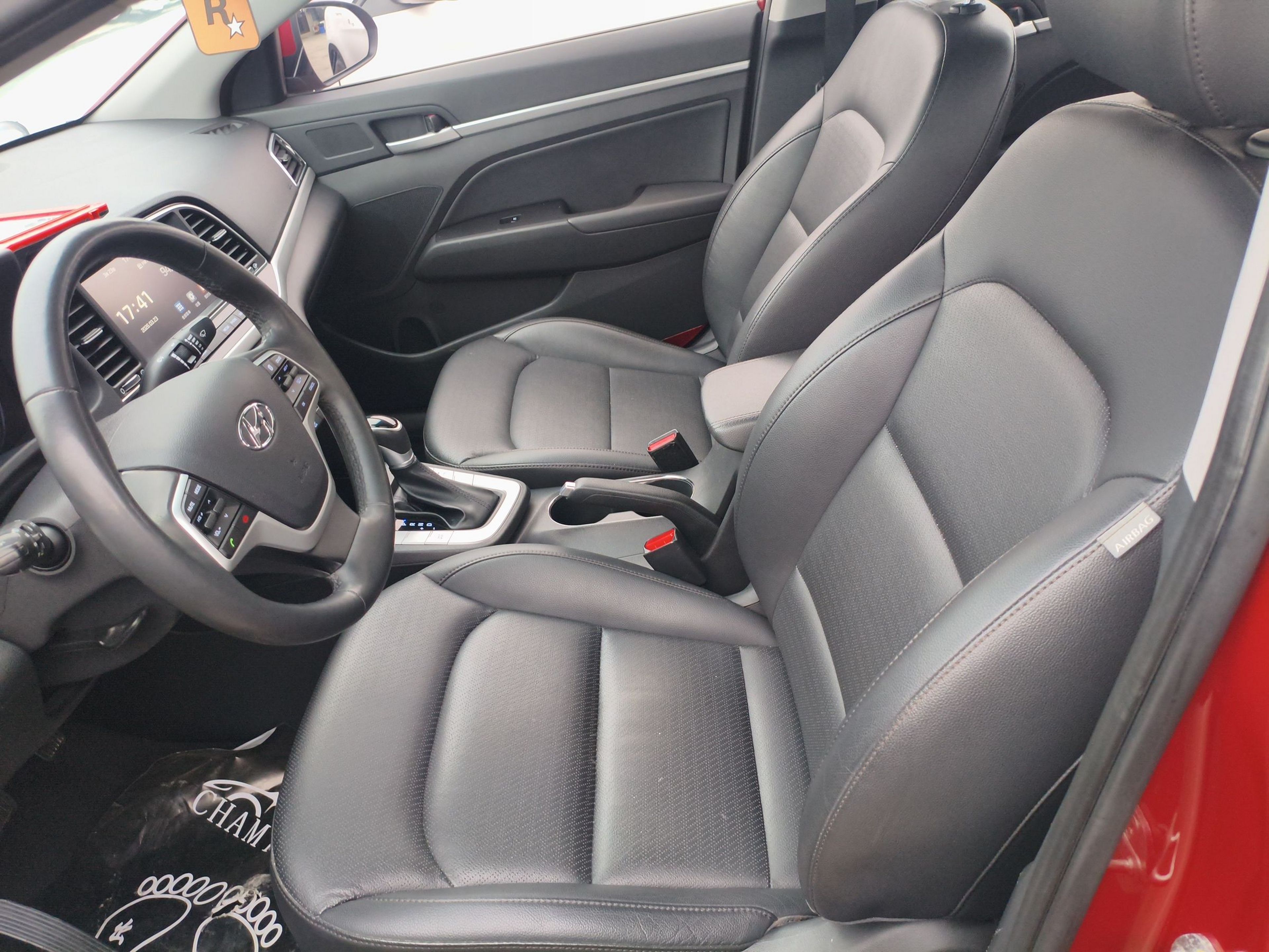 Avant de la voiture