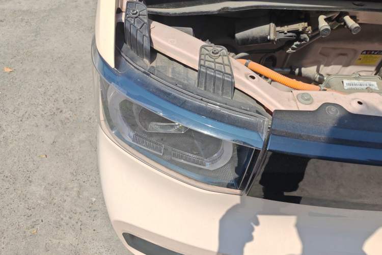 Used Wuling Hongguang MINIEV 2021 Macaron Premium Model – Lithium Iron Phosphate