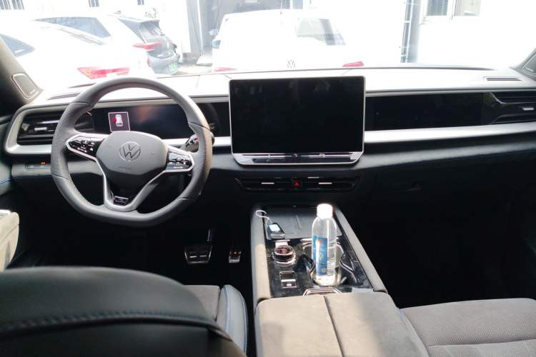 Used Volkswagen Teramont 2025 Tiguan Pro 450TSI Four-Wheel Drive Summit Edition