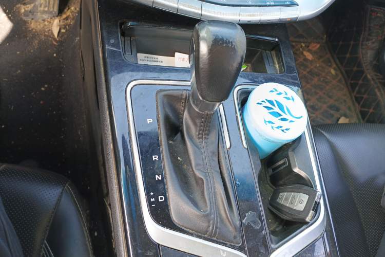 Used Geely Auto Emgrand GT 2020 Revised 1.8T Navigation Edition Gear Lever