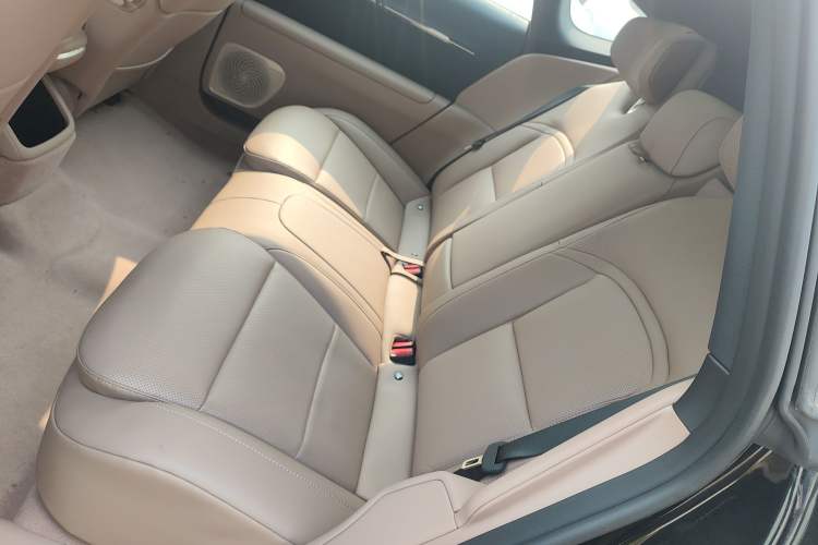 Used Avatr 12 2026 Ultra Pure-Electric All-Wheel-Drive Version Left Rear Seat