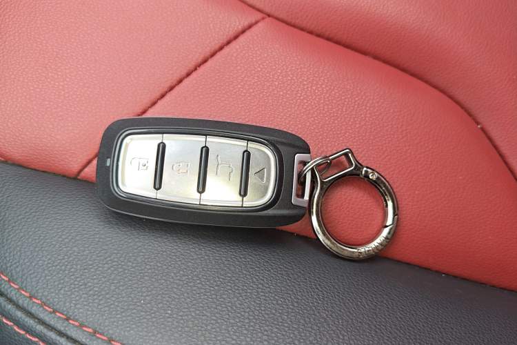 Used Haval H2s 2017 Red-Label 1.5T Manual Elite Model