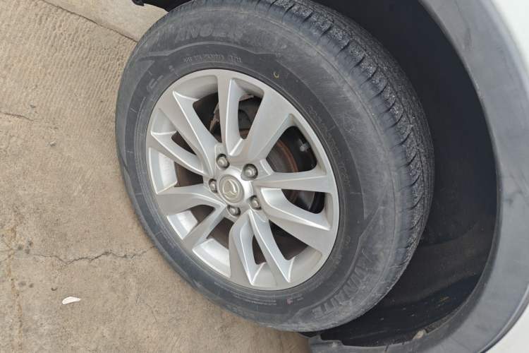 Used HYOSOW S6 2016 1.5T Manual Fashion Model Right Rear Wheel Hub