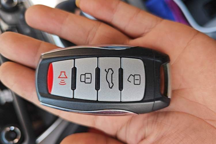 Used Haval M6 2019 1.5T Manual Two-Wheel Drive Elite Version China V Standard
