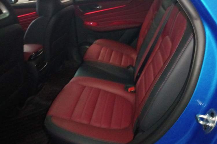 Used MG HS 2018 30T Automatic All-Wheel Drive Trophy Hormone-Infused Version China V Standard
