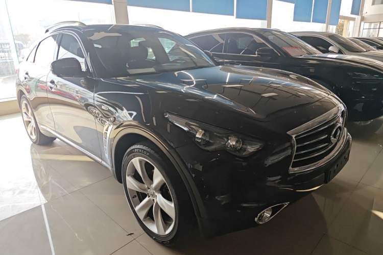 Used Infiniti QX70 2013 3.7L Standard Edition
