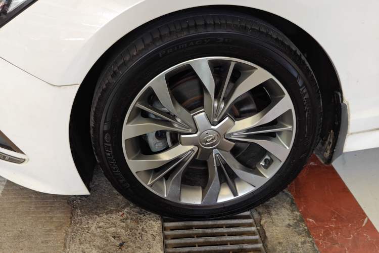 Used Hyundai Sonata 2015 1.6T DLX Prestige Model
