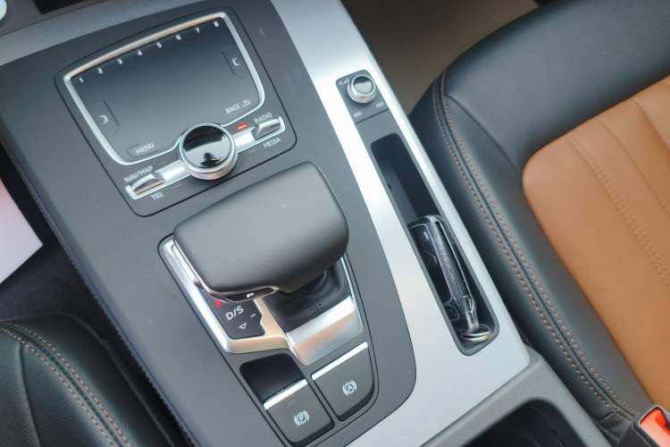 Used Audi Q5L 2020 Updated 40 TFSI Prestige Fashion Edition