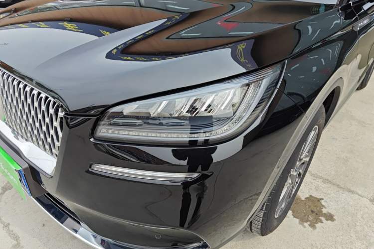 Used Lincoln Corsair 2022 2.0T Two-Wheel Drive Deluxe Edition