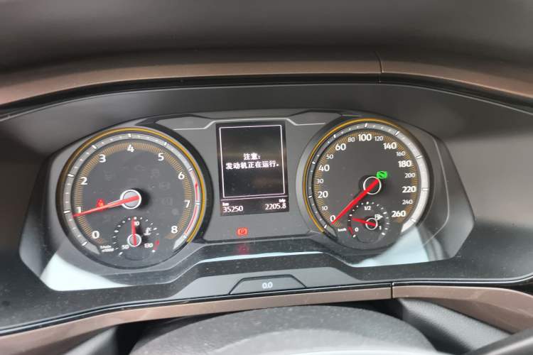 Used Volkswagen Tharu 2021 280TSI Two-Wheel-Drive Luxury Edition
