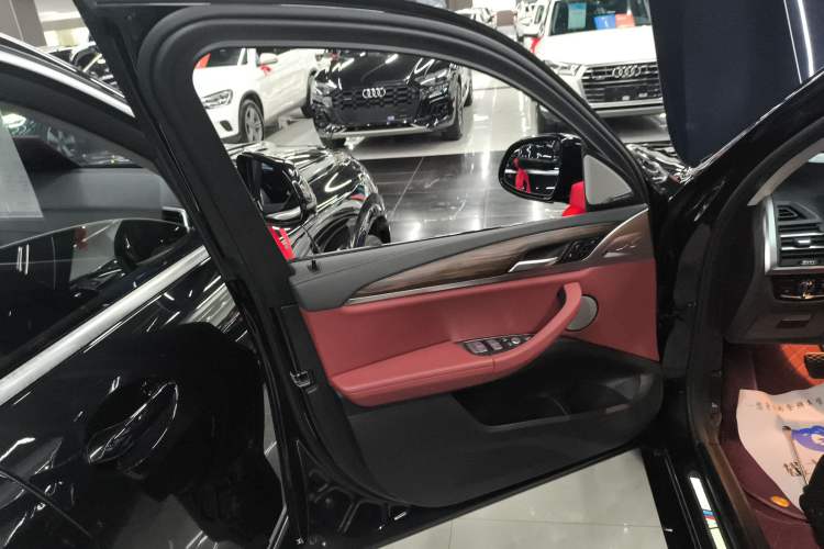 Used BMW X3 2023 Restyled xDrive30i Leading Edition M Night Sky Package
