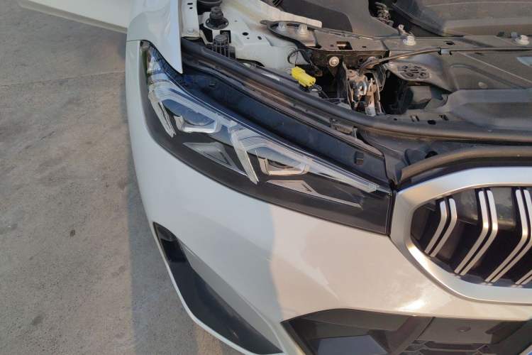 Used BMW 3 Series 2023 320Li M Sport Package Exterior 3