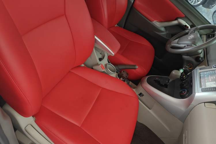 Used Toyota Verso 2015 180E CVT Crossover Edition