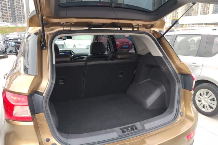 Used GAC Trumpchi GS4 2015 200T Manual Elite Edition
