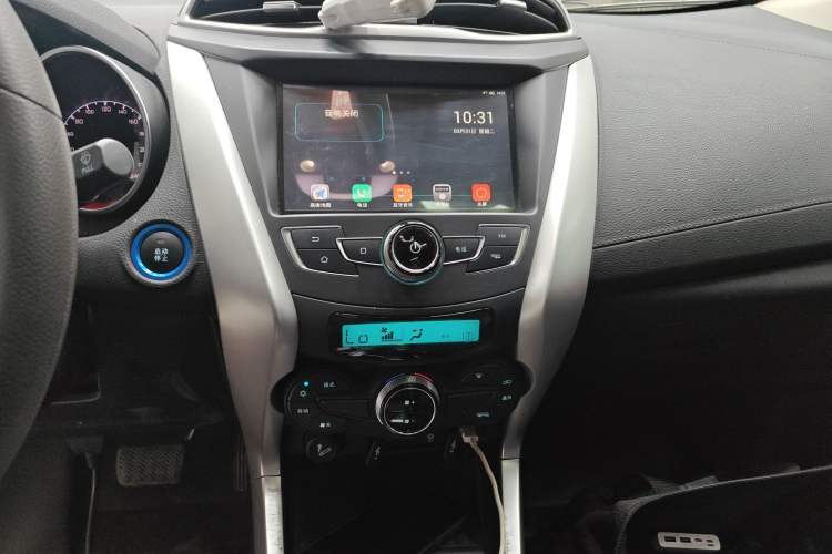 Used BYD Yuan New Energy 2019 EV360 Smart Connect Leading Model Audio And AC Panel