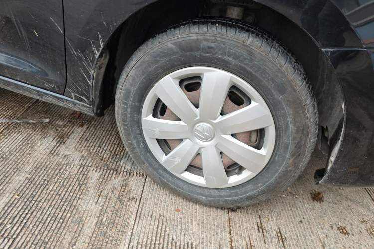 Used Volkswagen Santana 2015 1.4L Manual Fashion Edition Exterior 1