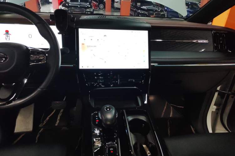 Used GAC Trumpchi M8 2023 Zongshi Series Dual-Motor Supreme Edition