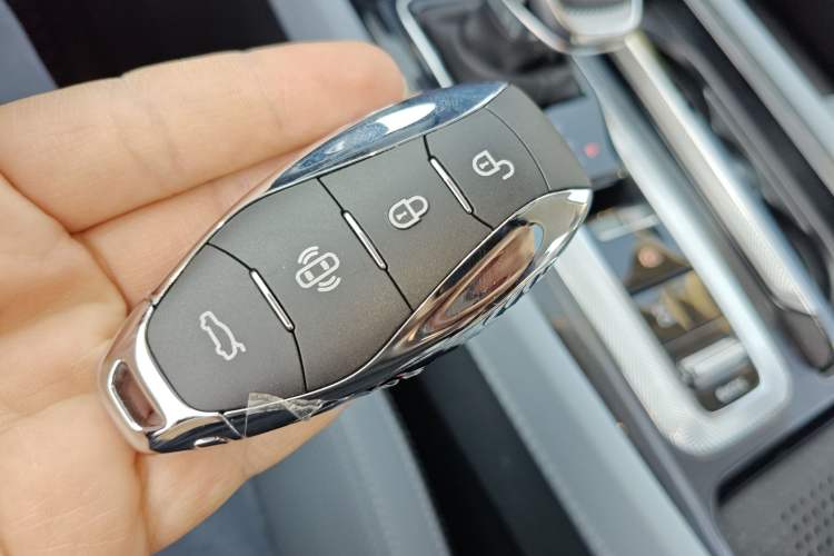 Used Hongqi H5 PHEV 2025 170 Super Hybrid Version
