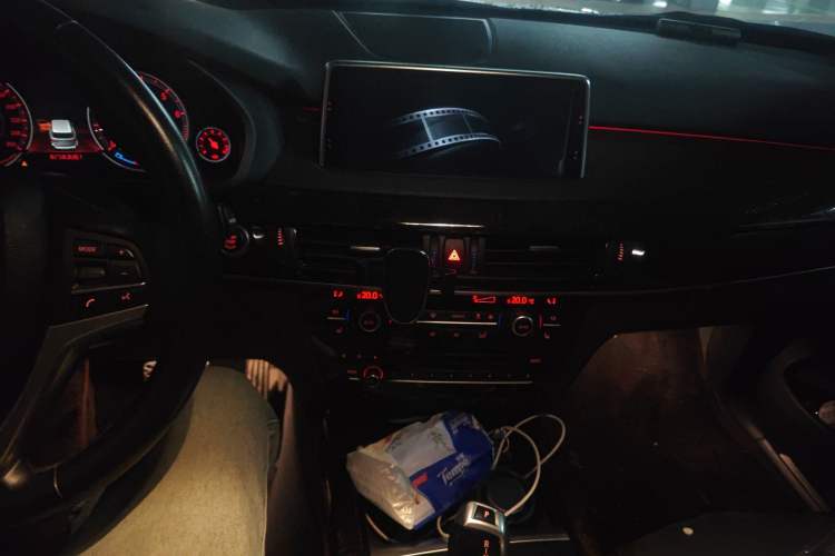 Used BMW X5 2018 xDrive28i
