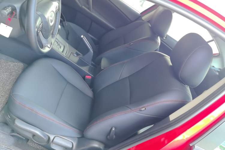 Used Mazda 3 2013 Sedan 1.6L Automatic Elite Model
