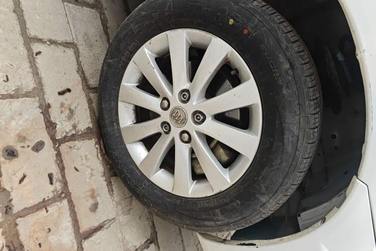 Used Buick GL8 2013 2.4L Classic Edition
