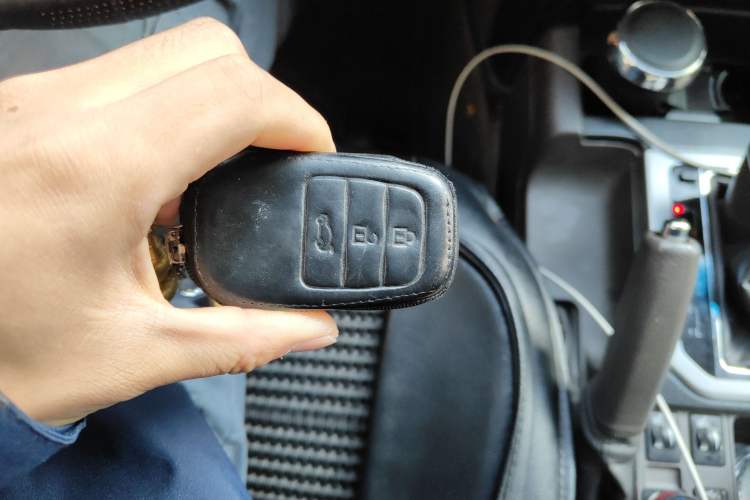 Used Toyota Prado 2015 2.7L Automatic Standard Edition
