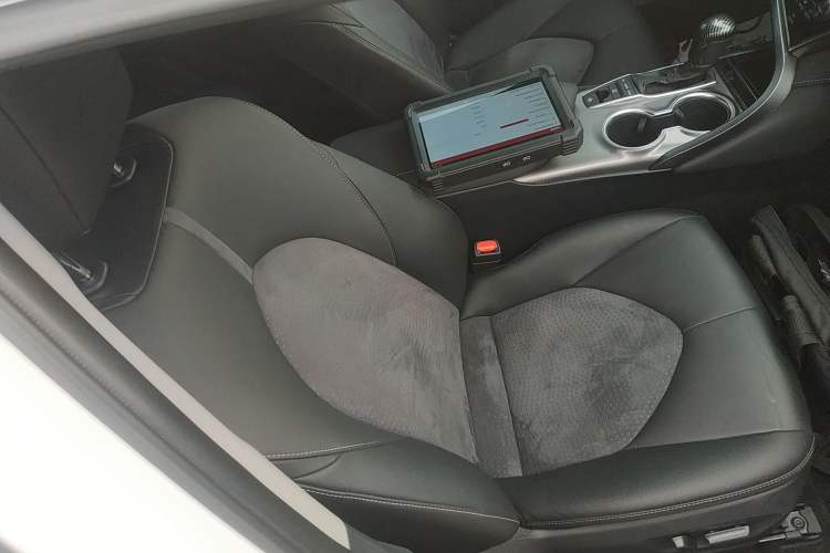 Used Toyota Camry 2021 2.0S FENGSHANG Edition