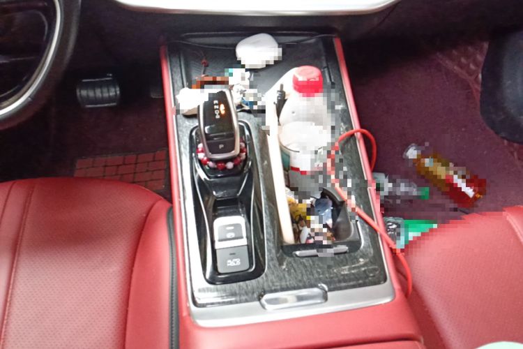 Used Dongfeng Aeolus Yixuan MAX 2021 1.5T Ultra-Stylish Trendsetter Edition Gear Lever