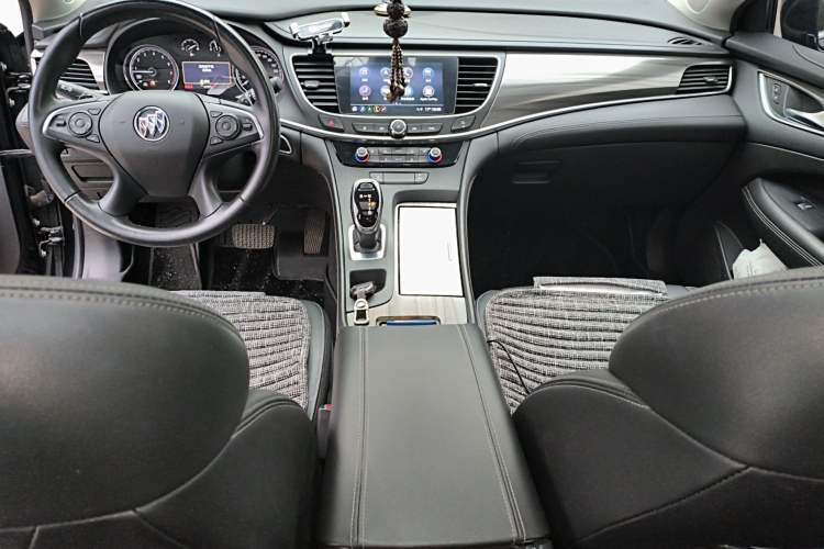 Used Buick LaCrosse 2021 552T Luxury Version
