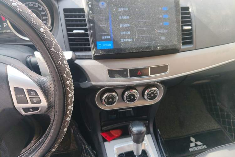 Used Mitsubishi Lancer EX 2015 1.8L CVT ZhiShang Edition China IV Standard