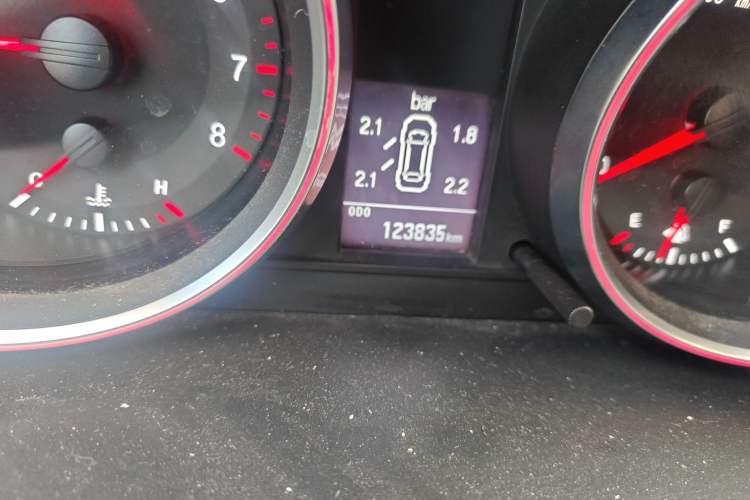 Used Haval H6 2015 Revised Version Sport Edition 1.5T Manual Transmission Two-Wheel Drive Elite Grade