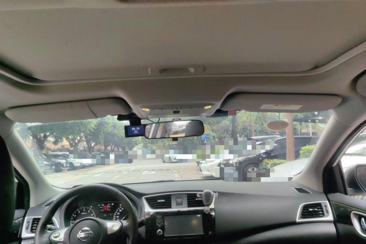 Used Nissan Sylphy 2018 1.6XV CVT Deluxe Edition Headliner